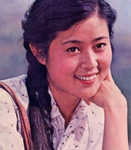 央视春晚女神倪萍,为儿子付出那么多,却为什么从不提女儿