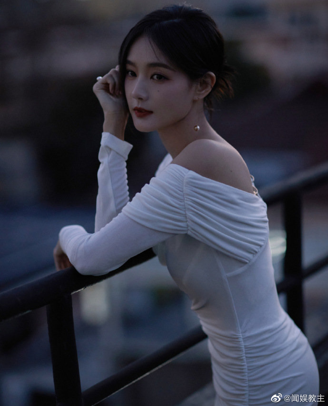 李一桐四月行程来啦终于又要有姐姐的综艺可以看啦