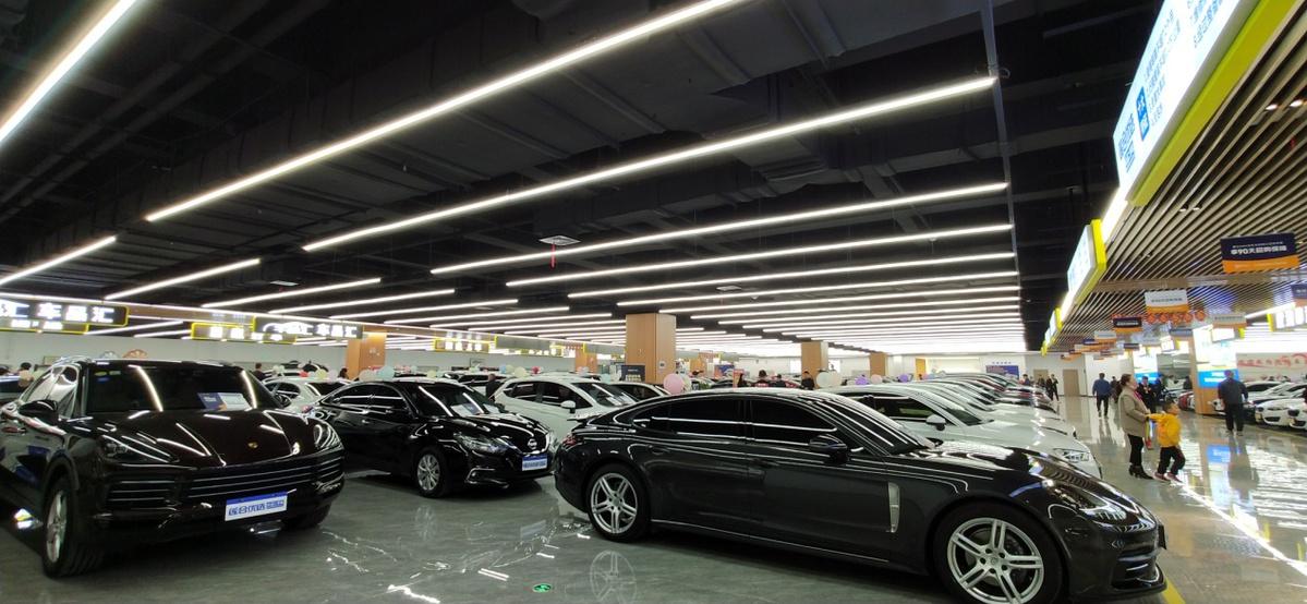 九龙湖机动车交易市场,由江西旧机动车交易中心联手起银集团共同打造