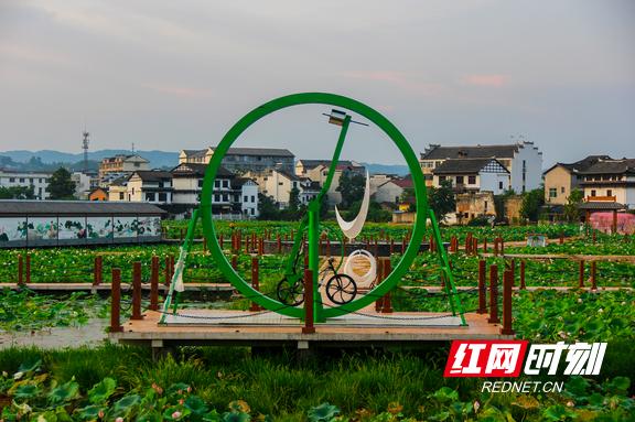 泸溪:浦市古镇万荷园新增多项游乐项目 为游客提供旅游好去处