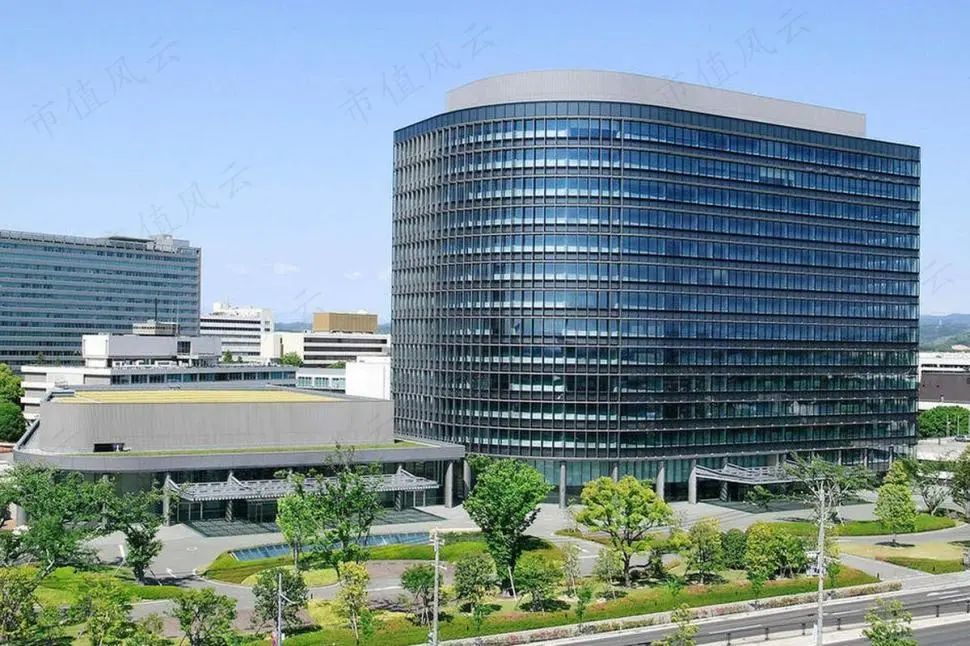 遭特斯拉疯狂碾压的丰田汽车,一季度销量暴跌5成,又押错了混动赛道