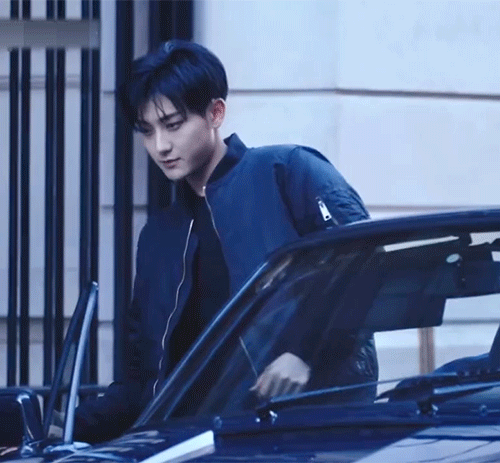 黄salute是今日心动男嘉宾……|二次元|黄子韬_新浪新闻