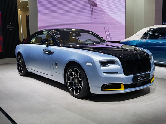 广州车展直击劳斯莱斯魅影陆地极速典藏版亮相广州车展
