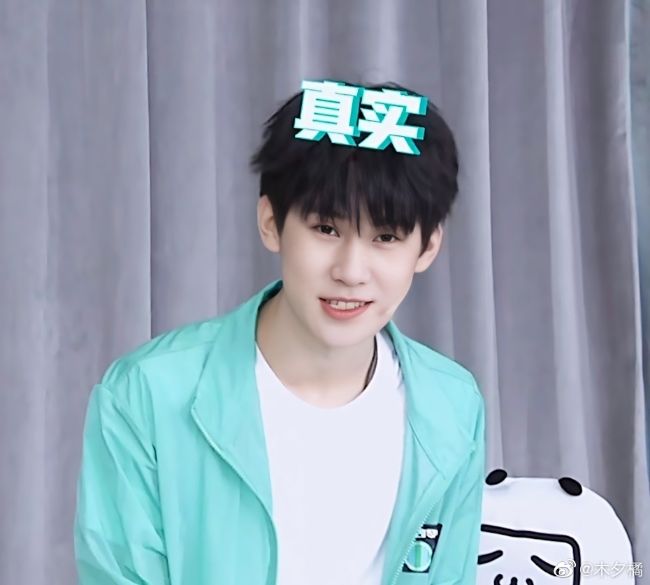 张真源运动特辑饭修图 可可爱爱的丰富小表情……__财经头条