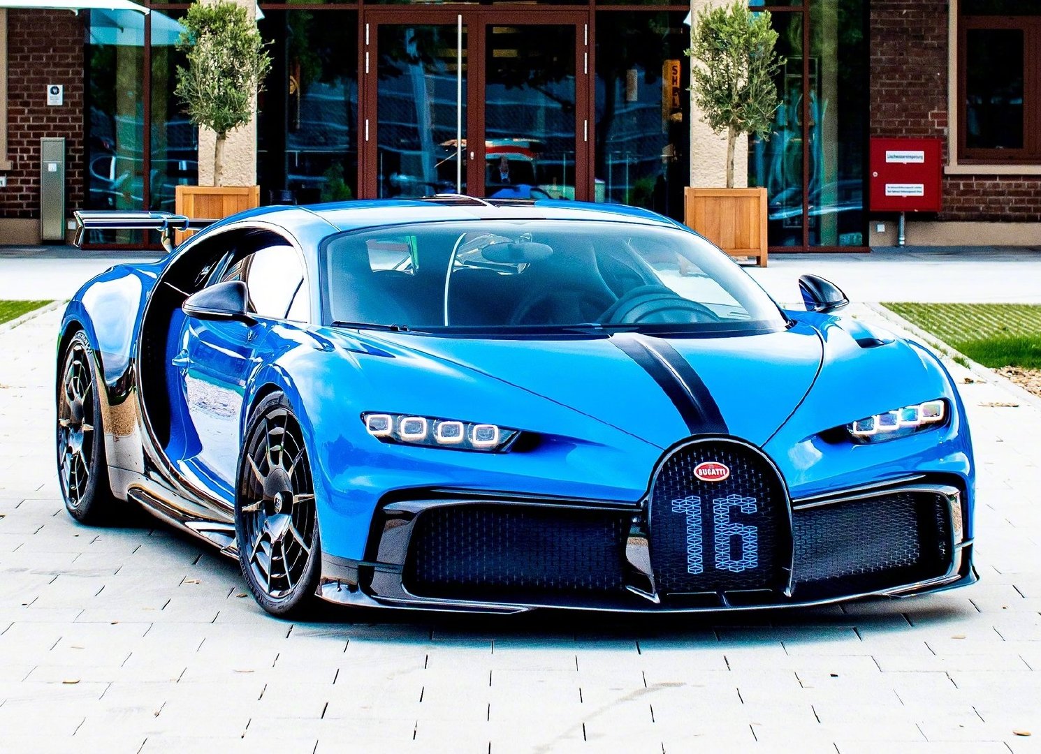 bugattichironpursport