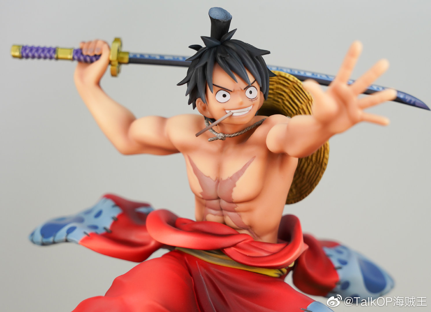 和之国持刀路飞高清图6张~_高清图集_新浪网