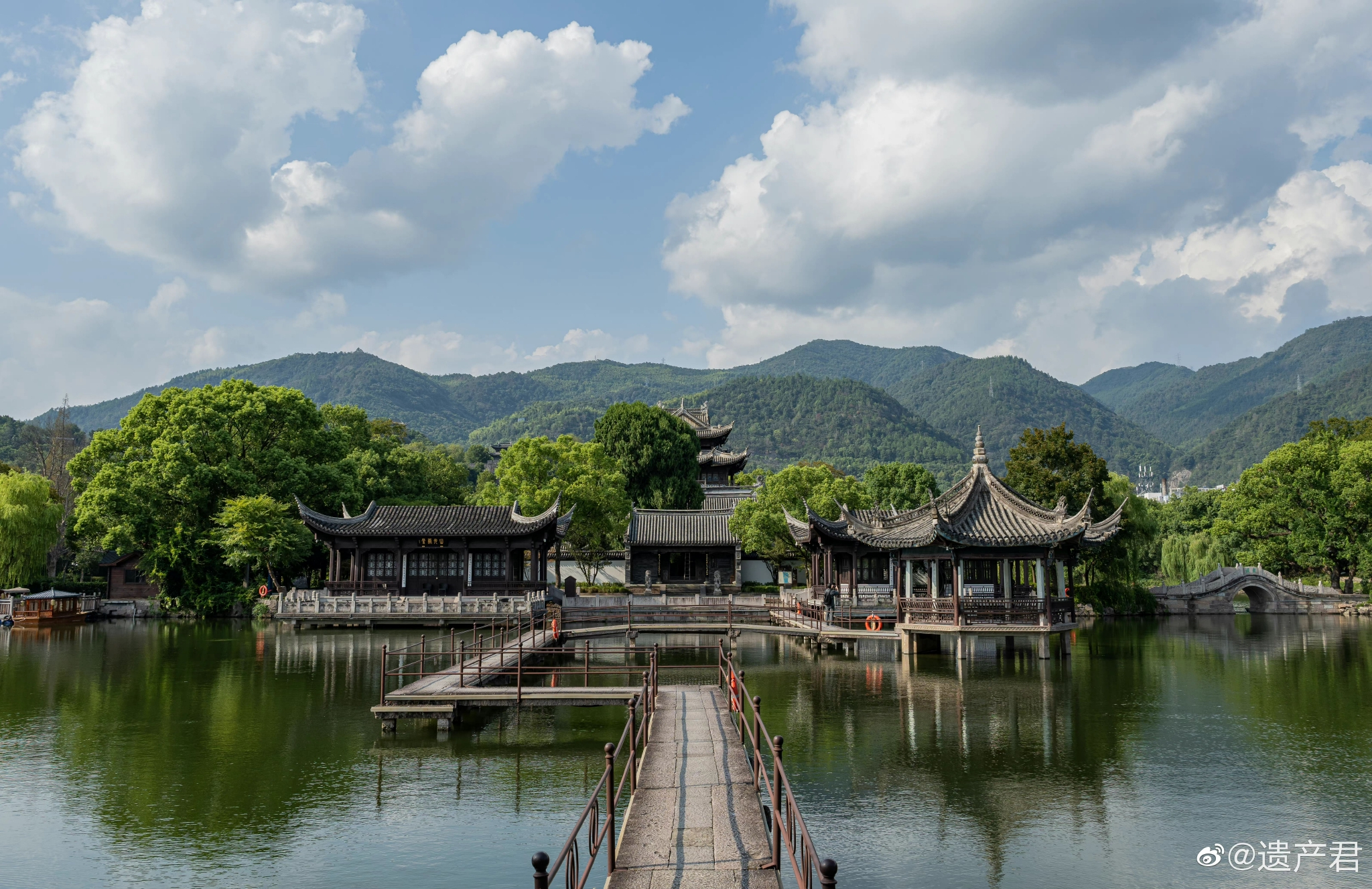 台州临海东湖,远山近水楼台榭__财经头条