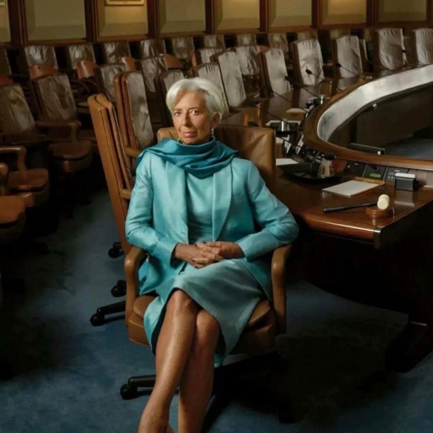 50岁以后越来越有气质的女人，一般是做对了这4件事，穿搭排第二休闲区蓝鸢梦想 - Www.slyday.coM