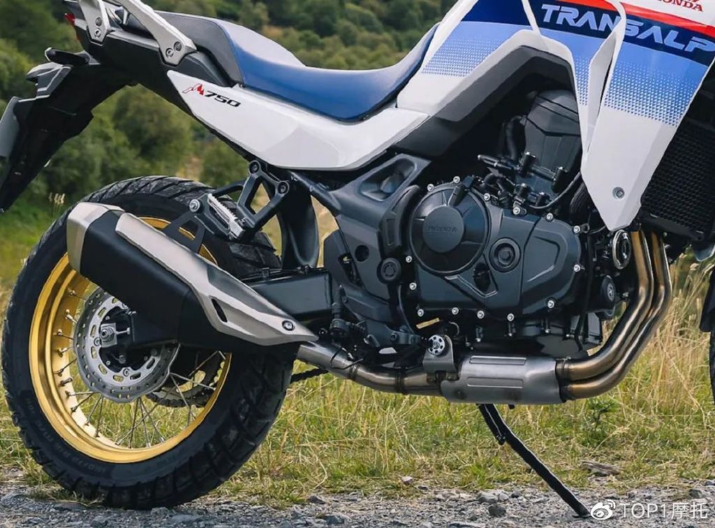 上海车展新车本田cb750系列全新双缸街车adv国内首次亮相