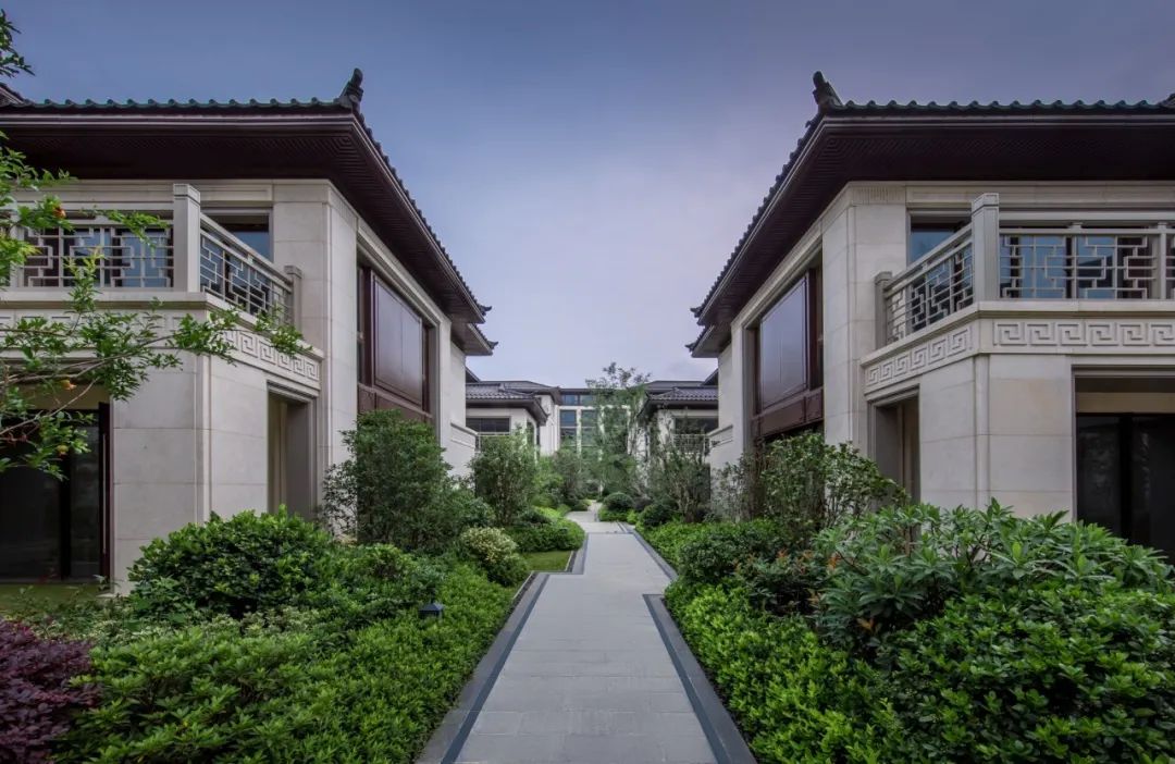 绿城·南京云栖玫瑰园
