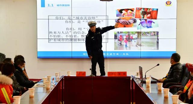 创建全国文明城市丨这群“最脏、最苦、最累”的亲人们集体来充电休闲区蓝鸢梦想 - Www.slyday.coM