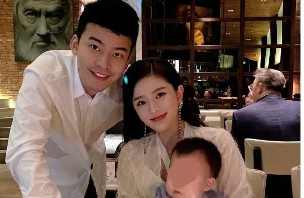 石坚老婆开撕吉克隽逸言语激励黑料频出却不见男方任何回应