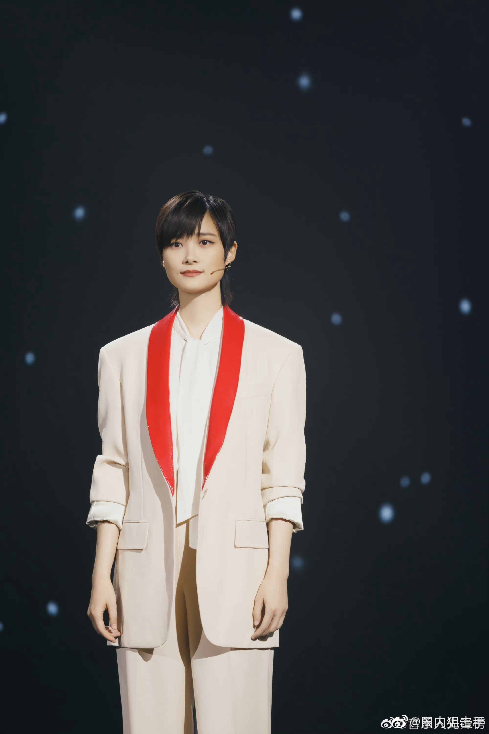 李宇春2021年终演讲真的太感动了