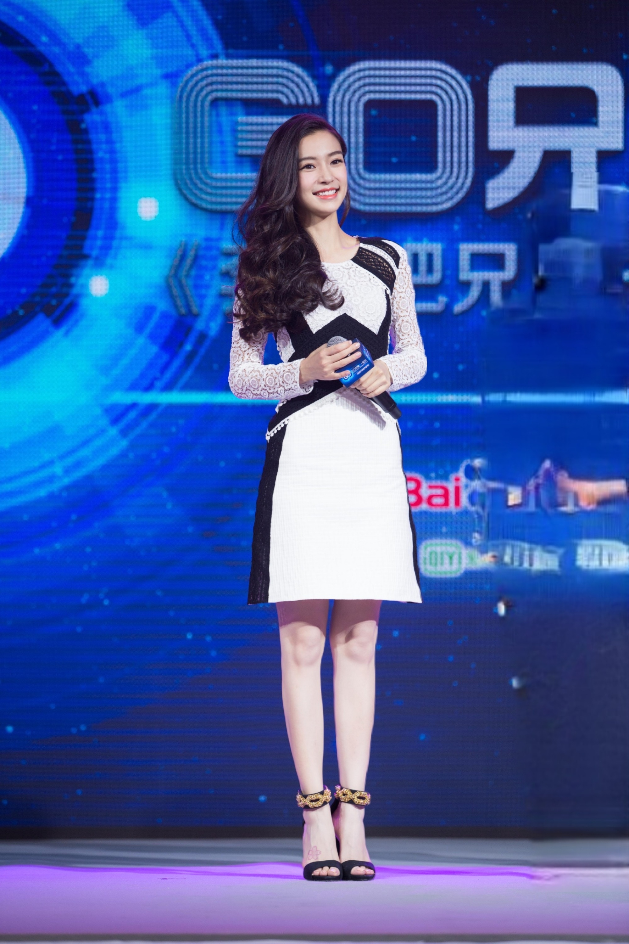 angelababy 高跟玉足