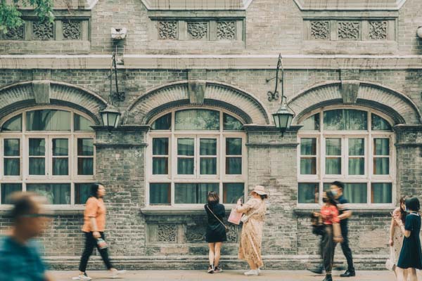 鹏欣资源涉嫌信披违规被立案调查 股价连续两日