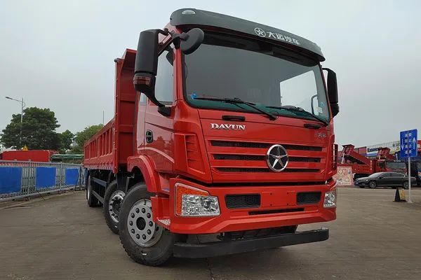 轻量化高承载 运输利器大运风驰自卸车实拍 | 卡车之友网__财经头条