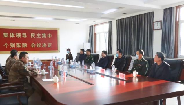 1月18日,秦皇岛卢龙县委书记张志明,县委副书记,县长于忠林分组慰问市