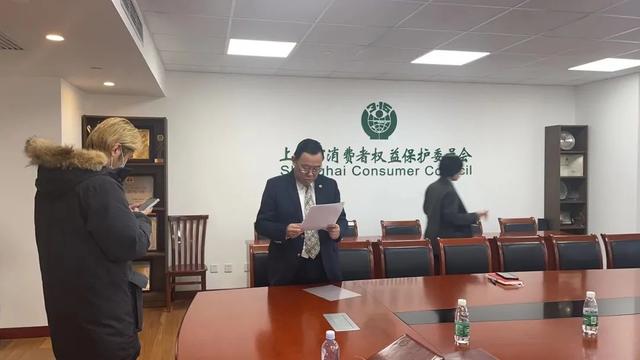 “加拿大鹅”递交情况说明！上海市消保委发出灵魂三问，为何别国“30天退货”？休闲区蓝鸢梦想 - Www.slyday.coM