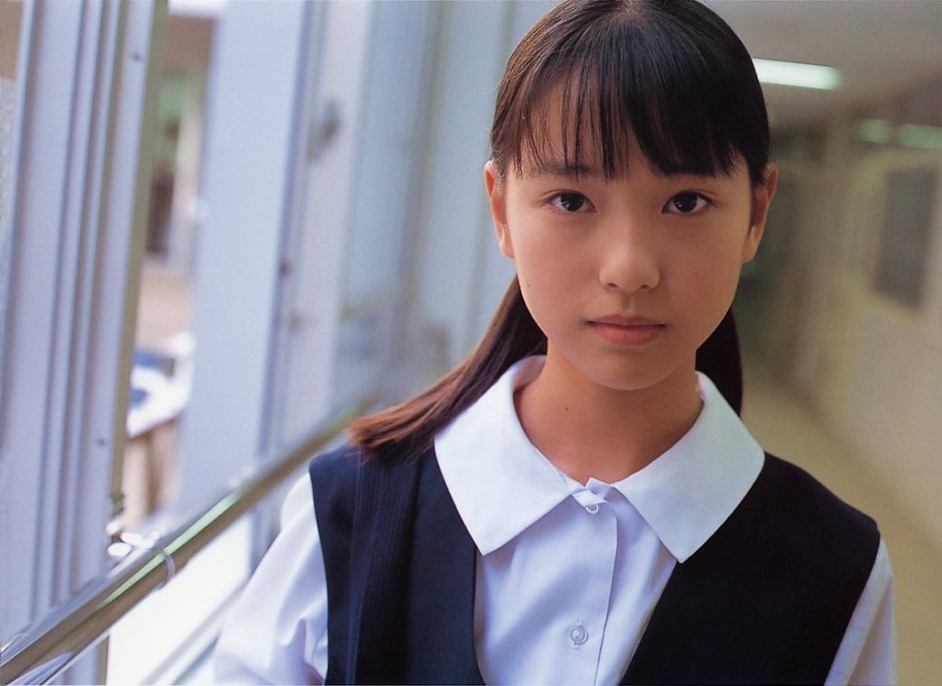 内緒なじゅもん : 戸田恵梨香 戸田恵梨香 「内緒なじゅもん」 写真集』｜感想・レビュー