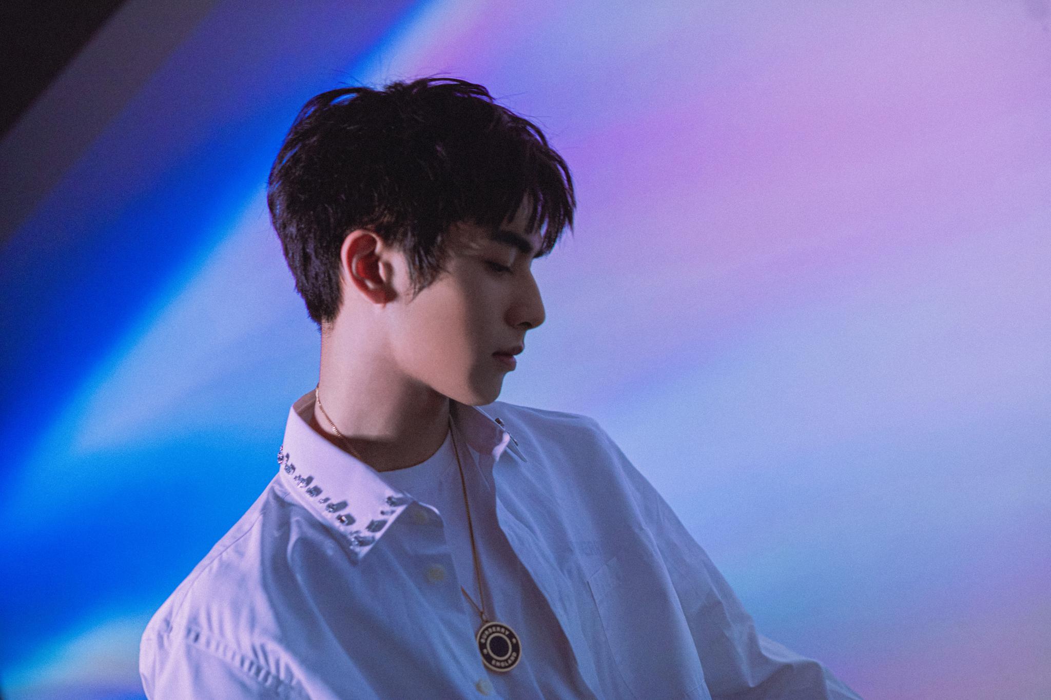 欢娱影视演员宋威龙99春节最新写真大片释出