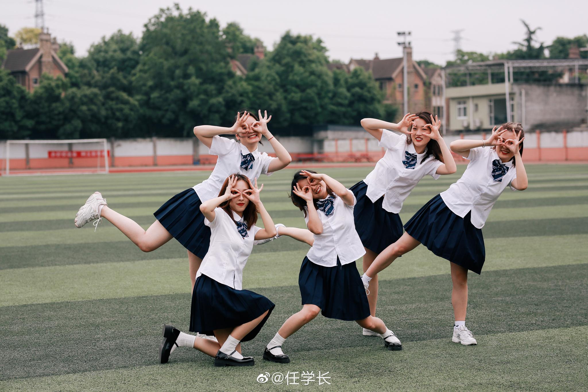 任学长毕业季摄影工作室 成都艺术大学双机位毕业照拍摄