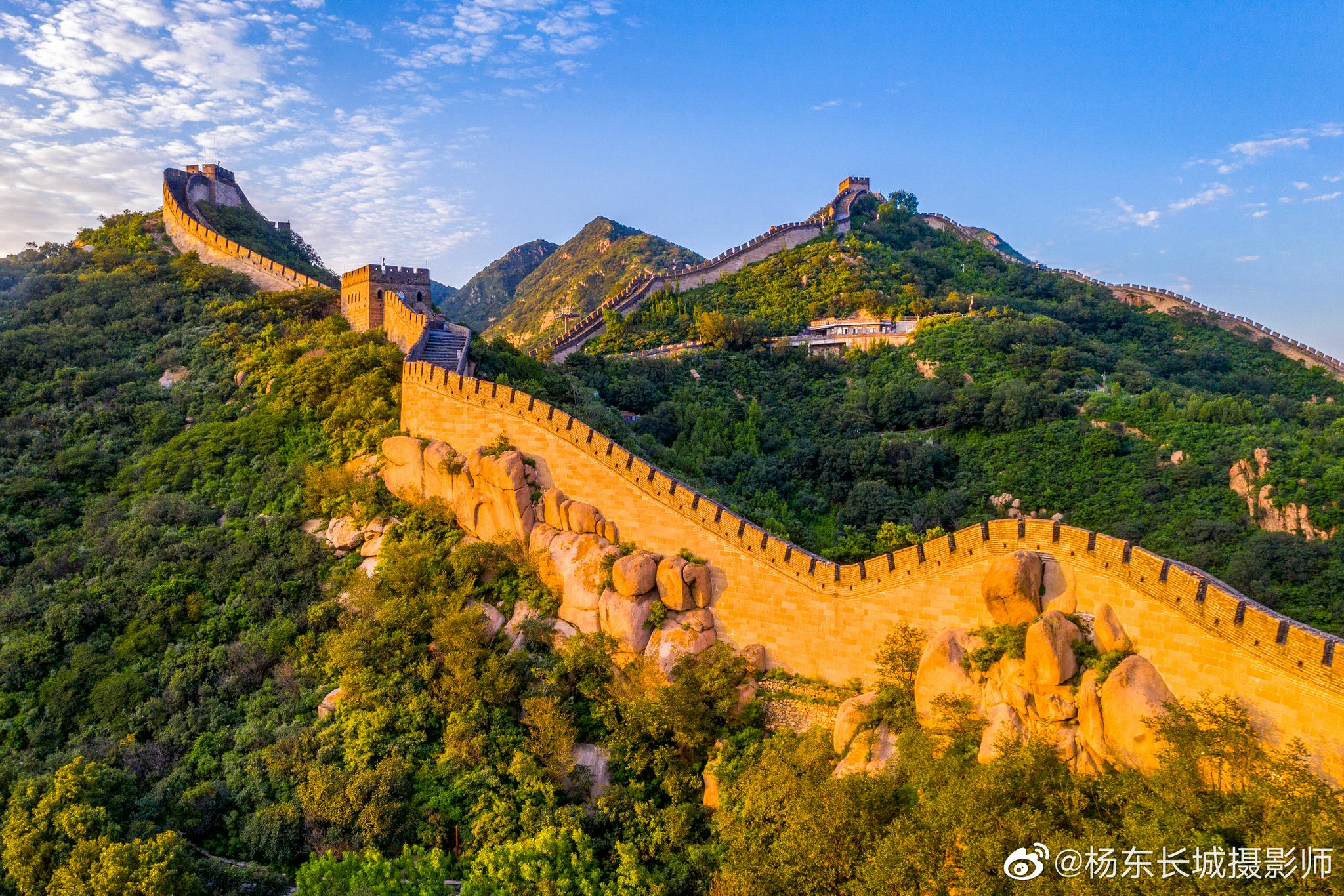 飞阅气势恢宏的八达岭长城 灯光秀……_高清图集_新浪网