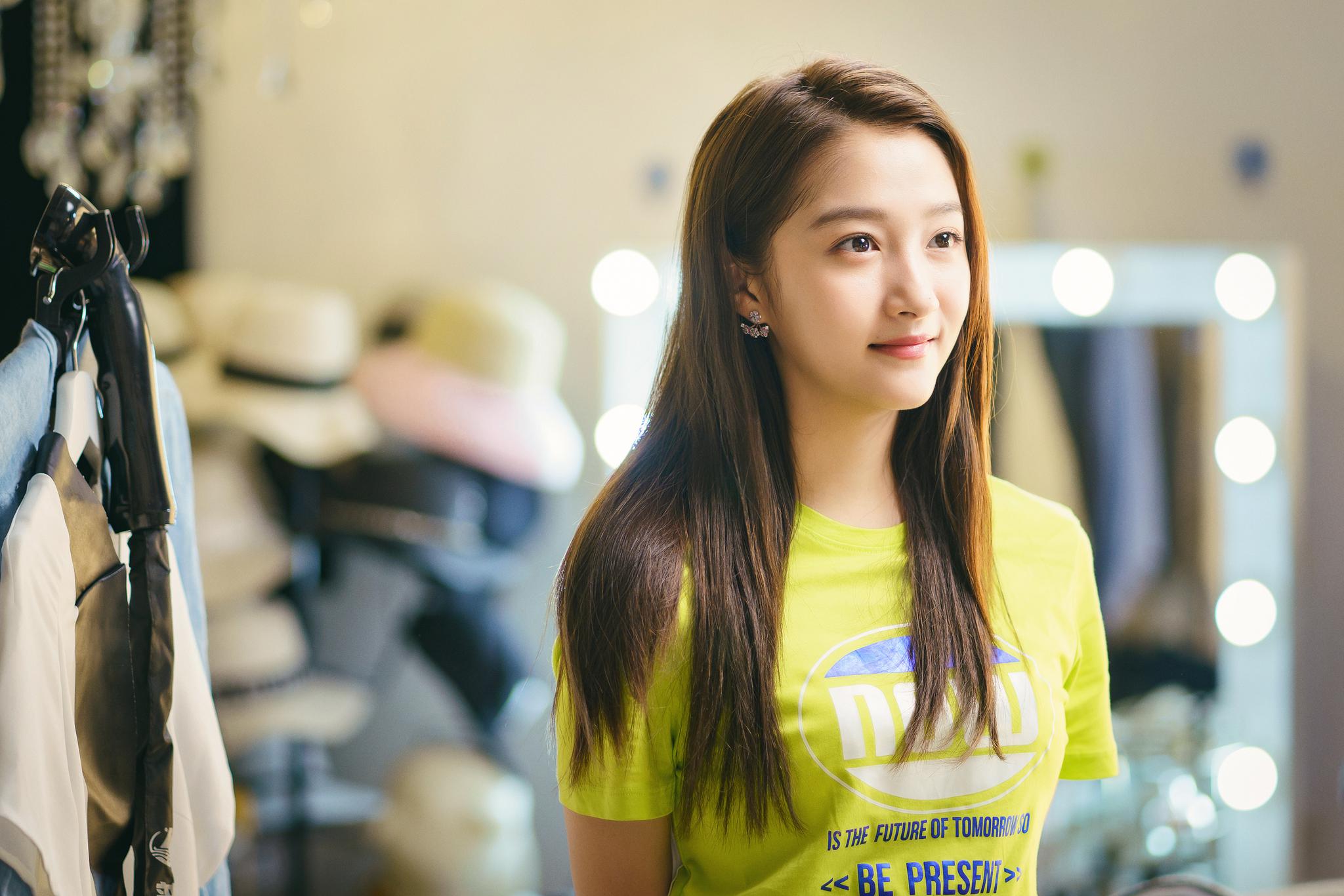 梁爽@关晓彤 似乎陷入了一道难解的选择题谎言终究会被发现