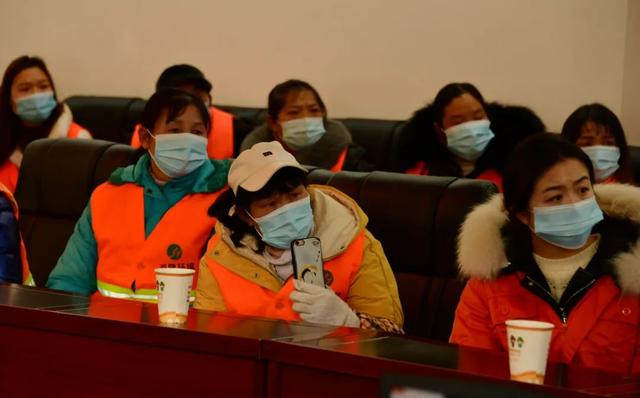 创建全国文明城市丨这群“最脏、最苦、最累”的亲人们集体来充电休闲区蓝鸢梦想 - Www.slyday.coM