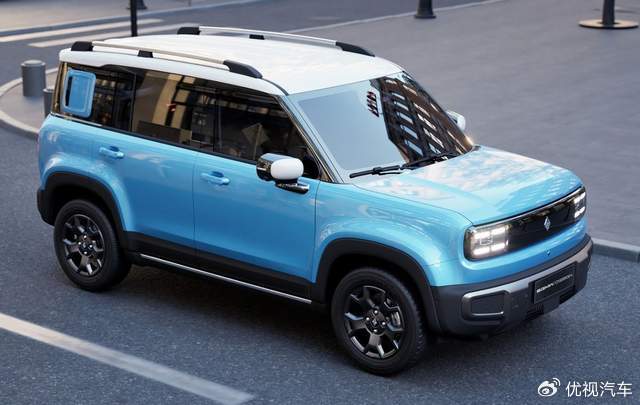 起售价便宜1万多，加长的宝骏悦也Plus，打得过iCAR 03吗？