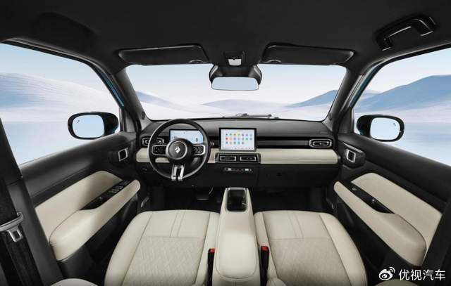 起售价便宜1万多，加长的宝骏悦也Plus，打得过iCAR 03吗？