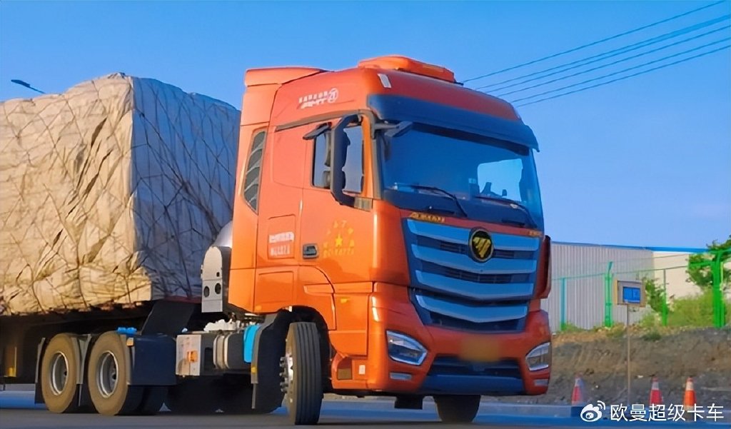 欧曼est 530大马力燃气车 多省多赚效益强 15l省气王-新浪汽车