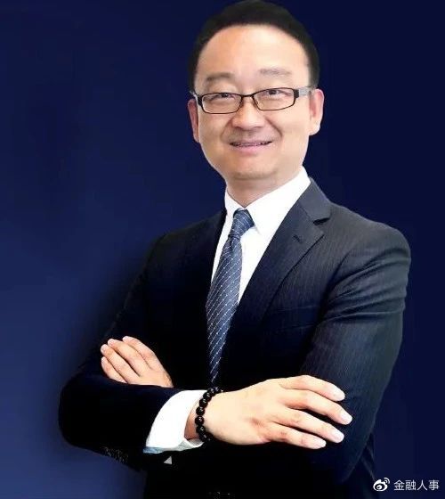 中融基金副总裁卢强离职 入职刚满4个月__财经头条