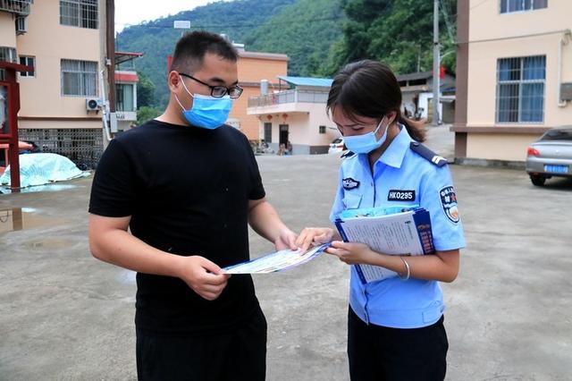 流动宣传车进村入寨 打造边境普法新阵地