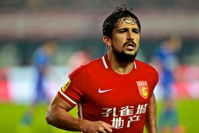 洛国富：赛后第一个道歉，最敬业的归化球员，堪称国足天花板休闲区蓝鸢梦想 - Www.slyday.coM