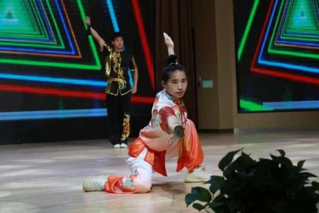 杭州体育老师的“奥运会”原来是这项评比!不少老师为了提升提前半年备战休闲区蓝鸢梦想 - Www.slyday.coM 杭州体育老师的“奥运会”原来是这项评比!不少老师为了提升提前半年备战休闲区蓝鸢梦想 - Www.slyday.coM