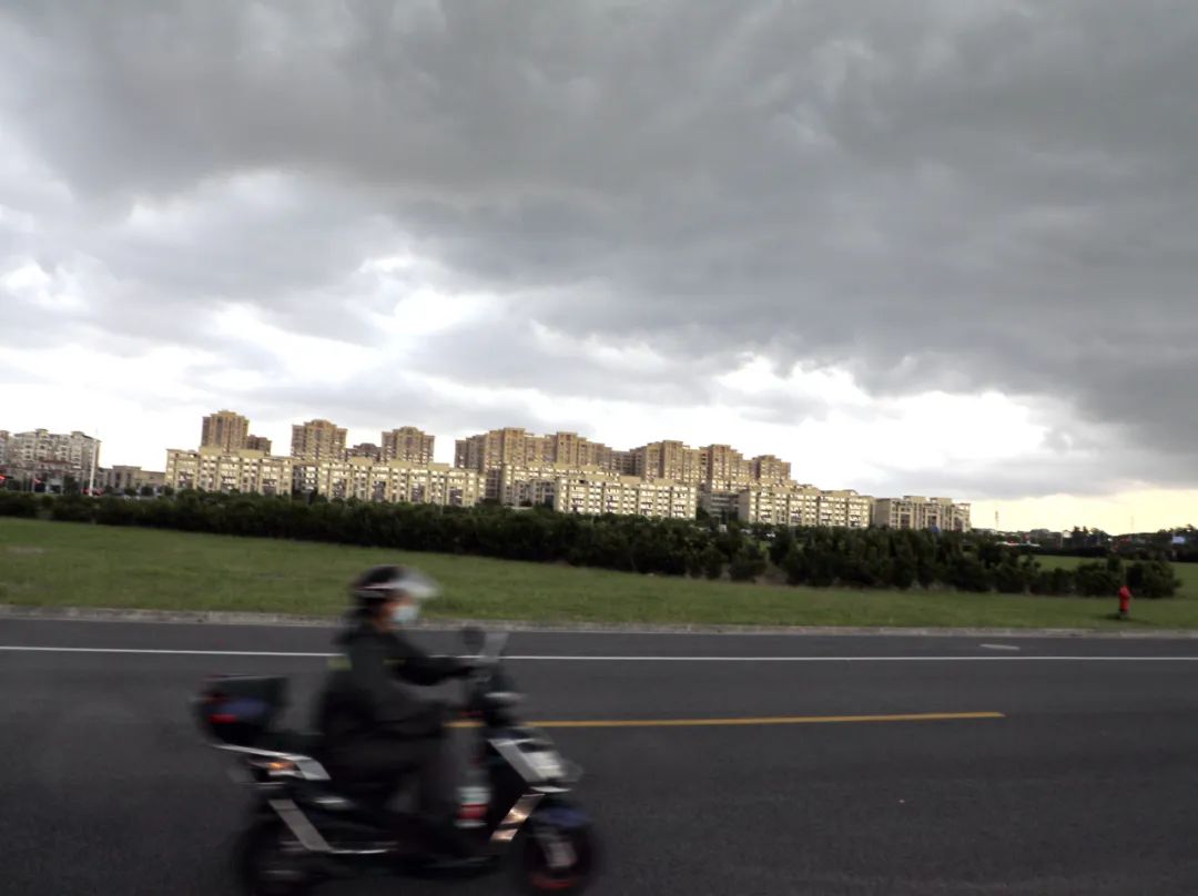 见者幸运!金山昨晚的双彩虹和今日的美丽日晕,你看到了吗?休闲区蓝鸢梦想 - Www.slyday.coM 见者幸运!金山昨晚的双彩虹和今日的美丽日晕,你看到了吗?休闲区蓝鸢梦想 - Www.slyday.coM