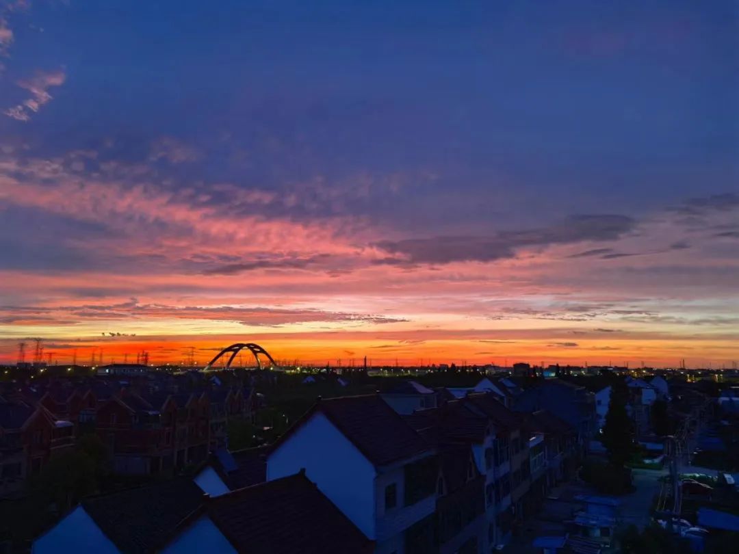 见者幸运!金山昨晚的双彩虹和今日的美丽日晕,你看到了吗?休闲区蓝鸢梦想 - Www.slyday.coM 见者幸运!金山昨晚的双彩虹和今日的美丽日晕,你看到了吗?休闲区蓝鸢梦想 - Www.slyday.coM