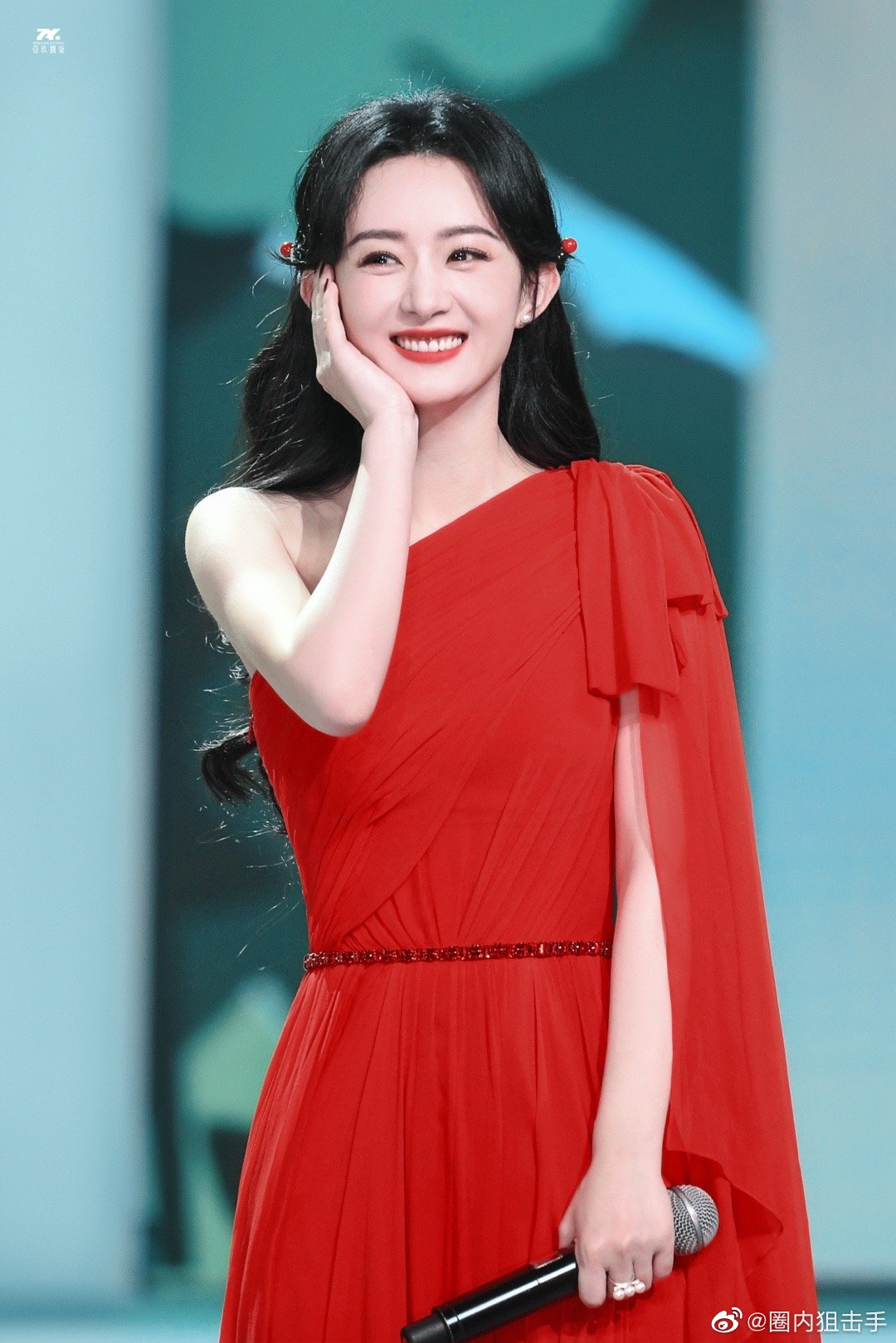 赵丽颖在春晚舞台上给大家带来了舞台……|赵丽颖|舞台|传统文化_新浪