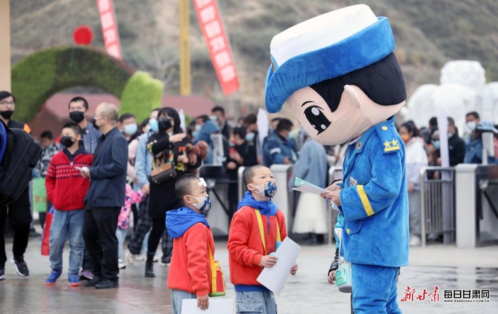 广西合浦东港产业园森州生物项目涉非法外售卖砂