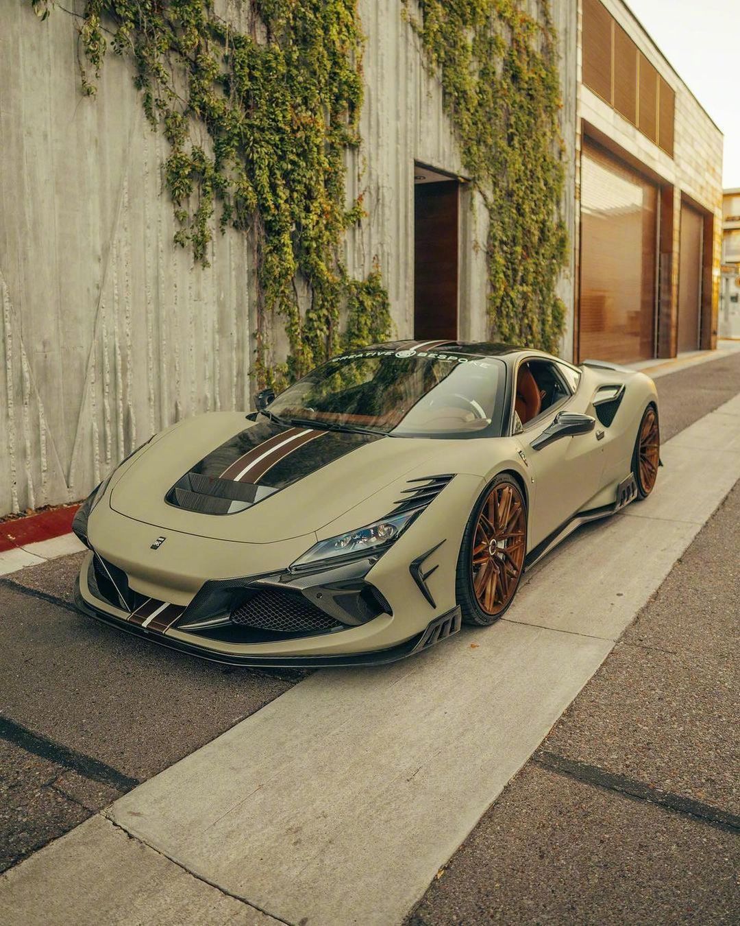 法拉利ferrari f8 tributo