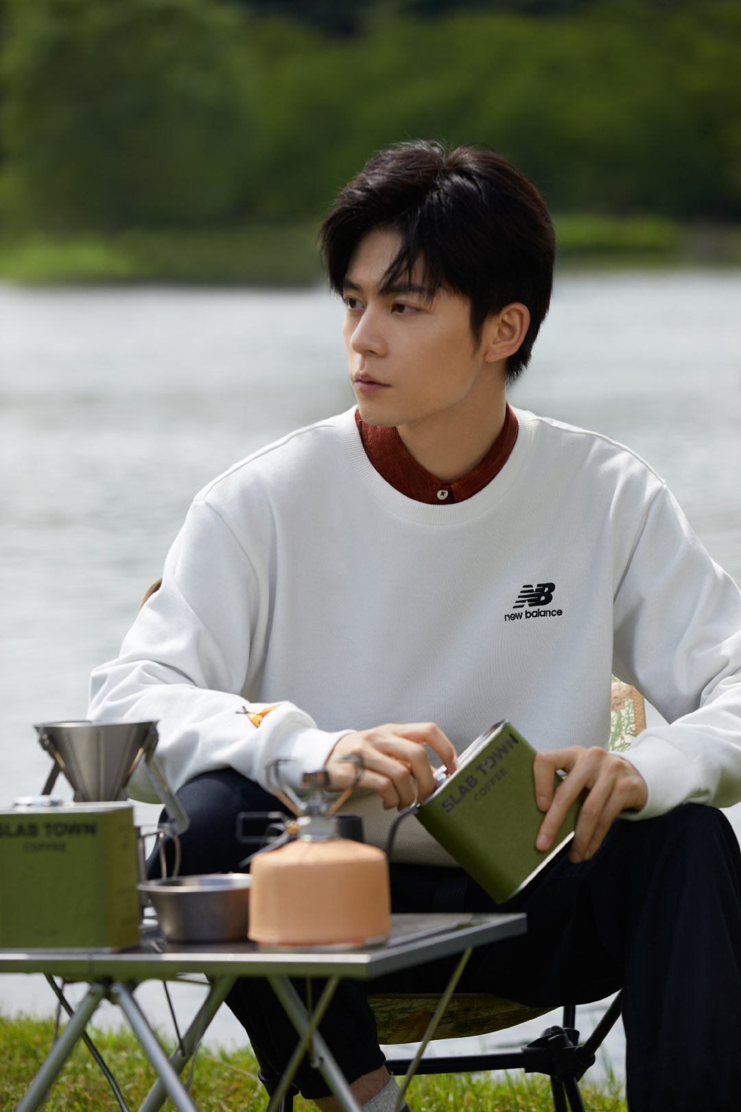 new balance 携手韩国插画师jeon hwangil