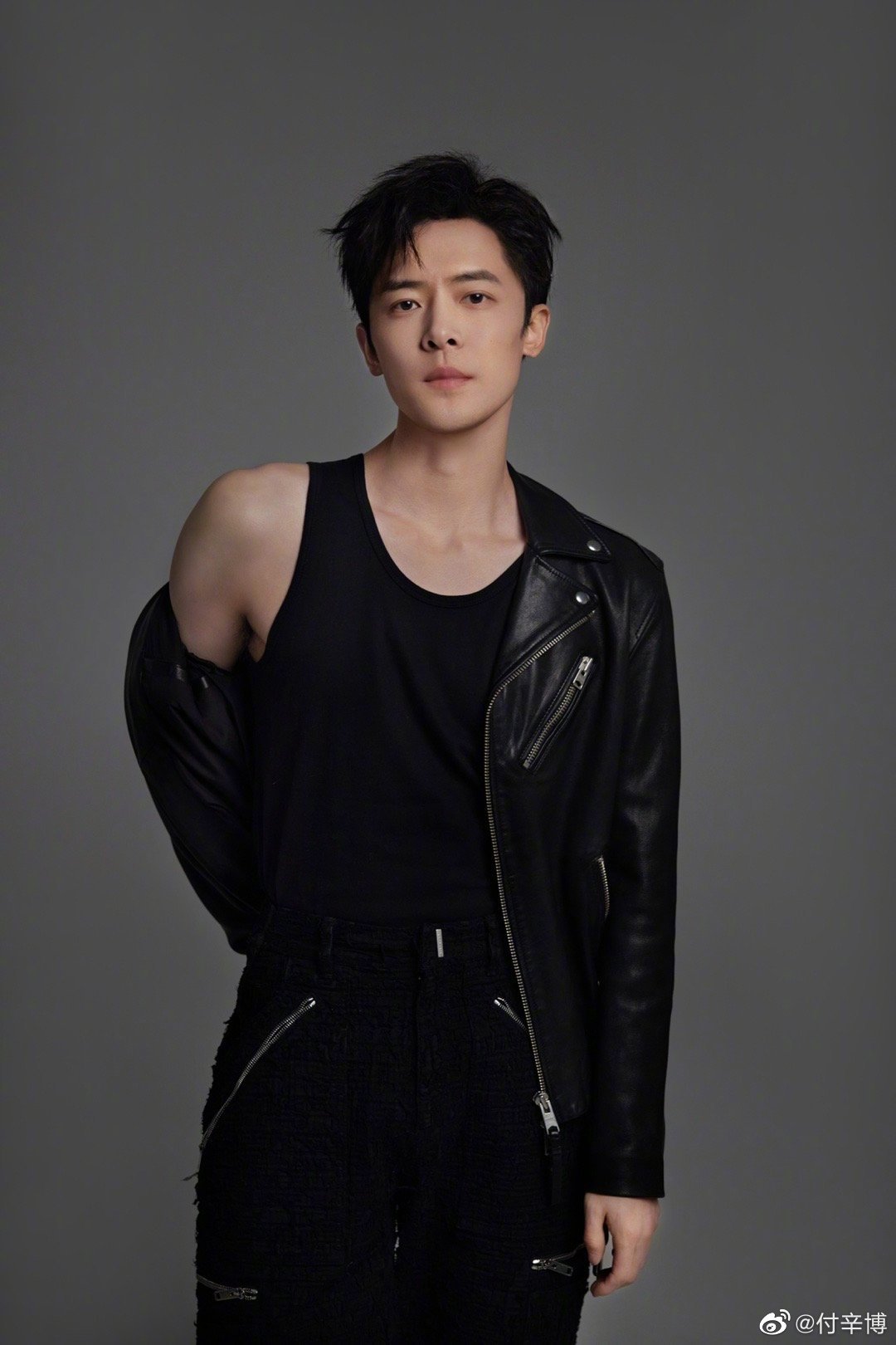 看到付辛博跳女团舞很让人激动呀……_高清图集_新浪网