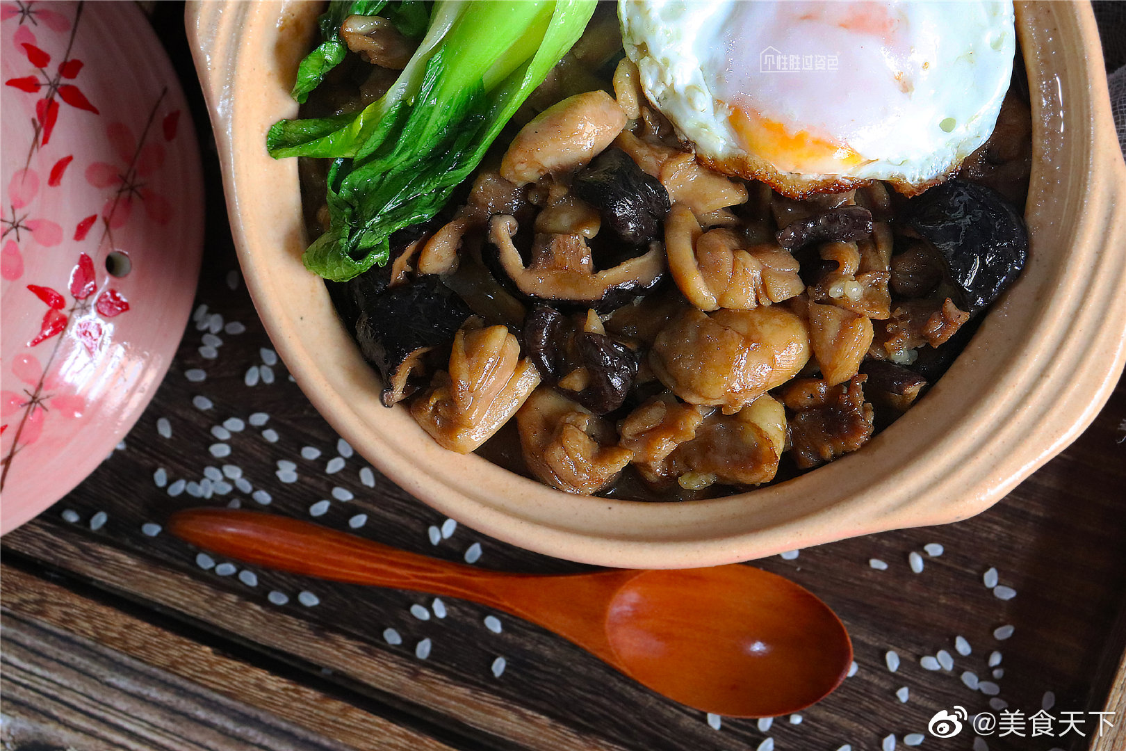 香菇滑鸡煲仔饭_高清图集_新浪网