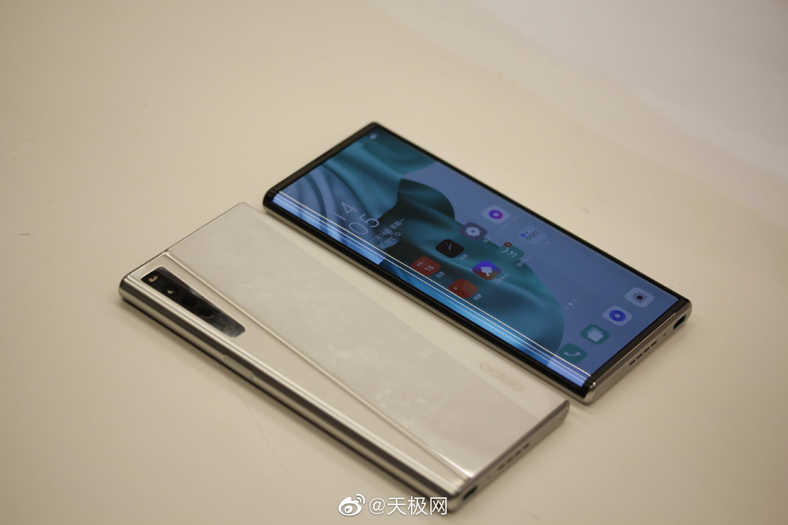 oppo68x682021卷轴概念机亮相oppo未来科技大会2020