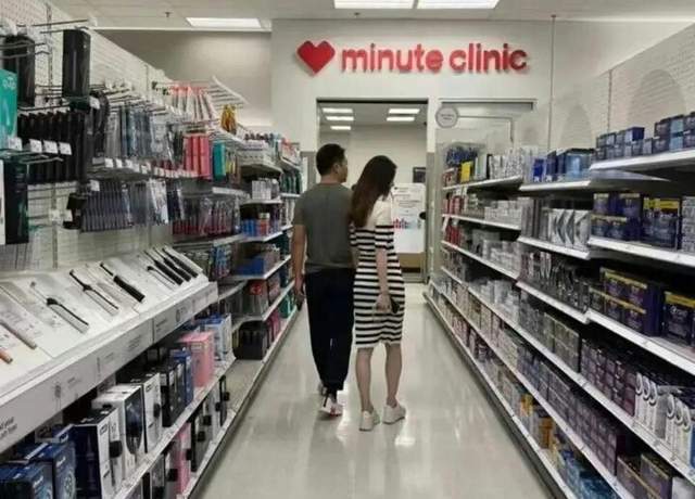 章泽天疑似回应刘强东致歉，称人生总有风雨，被网友调侃有钱真好休闲区蓝鸢梦想 - Www.slyday.coM