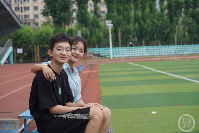 15岁网红男孩“钟美美”：就读重点高中，学业最重要休闲区蓝鸢梦想 - Www.slyday.coM