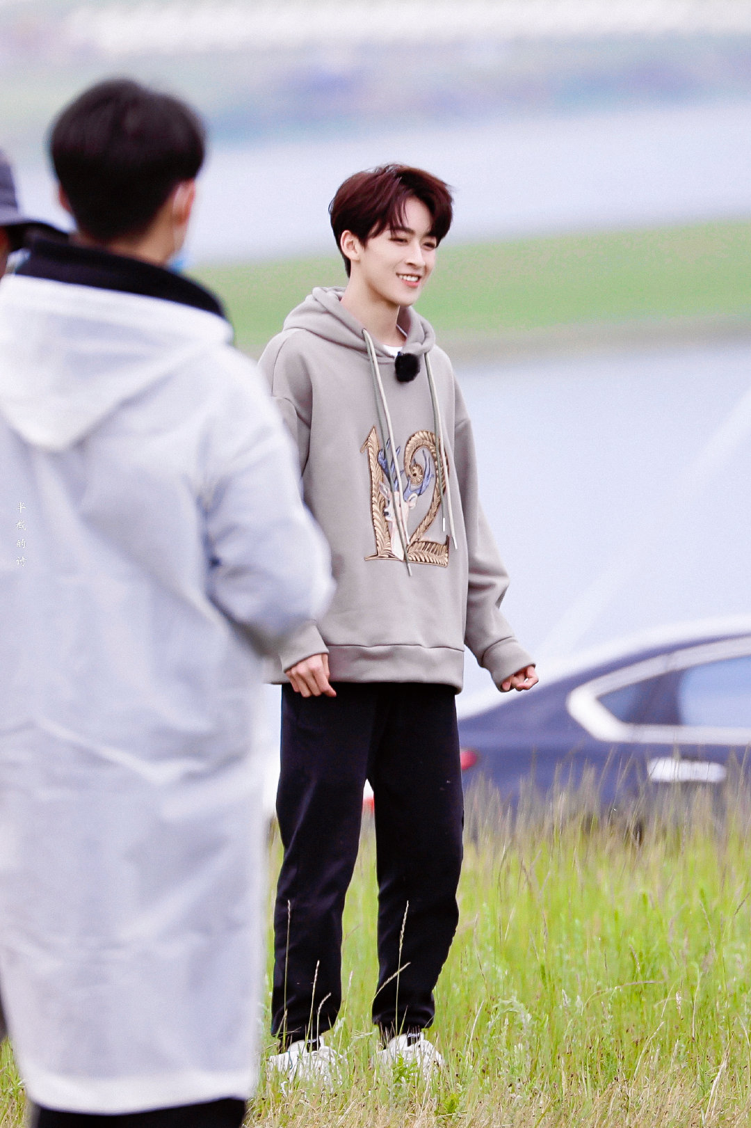 何洛洛 | 何洛洛今日录制综艺最新饭拍图来袭