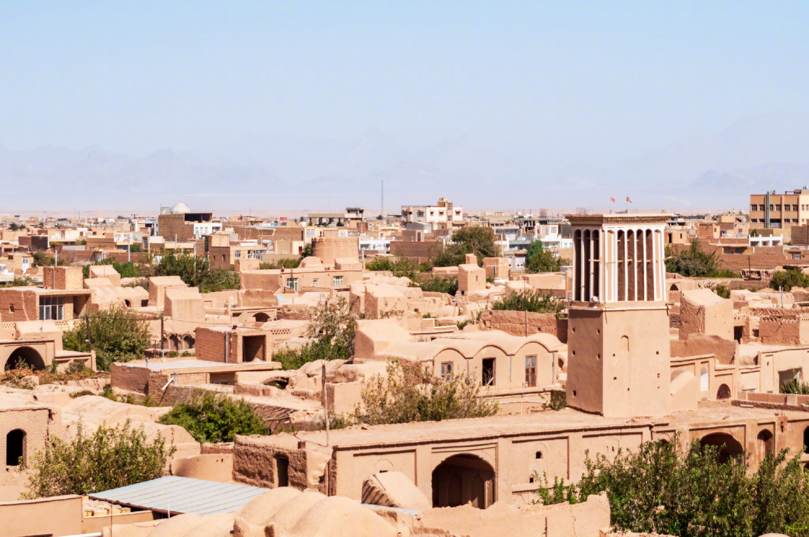 伊朗亚兹德小镇,居民主要为波斯人