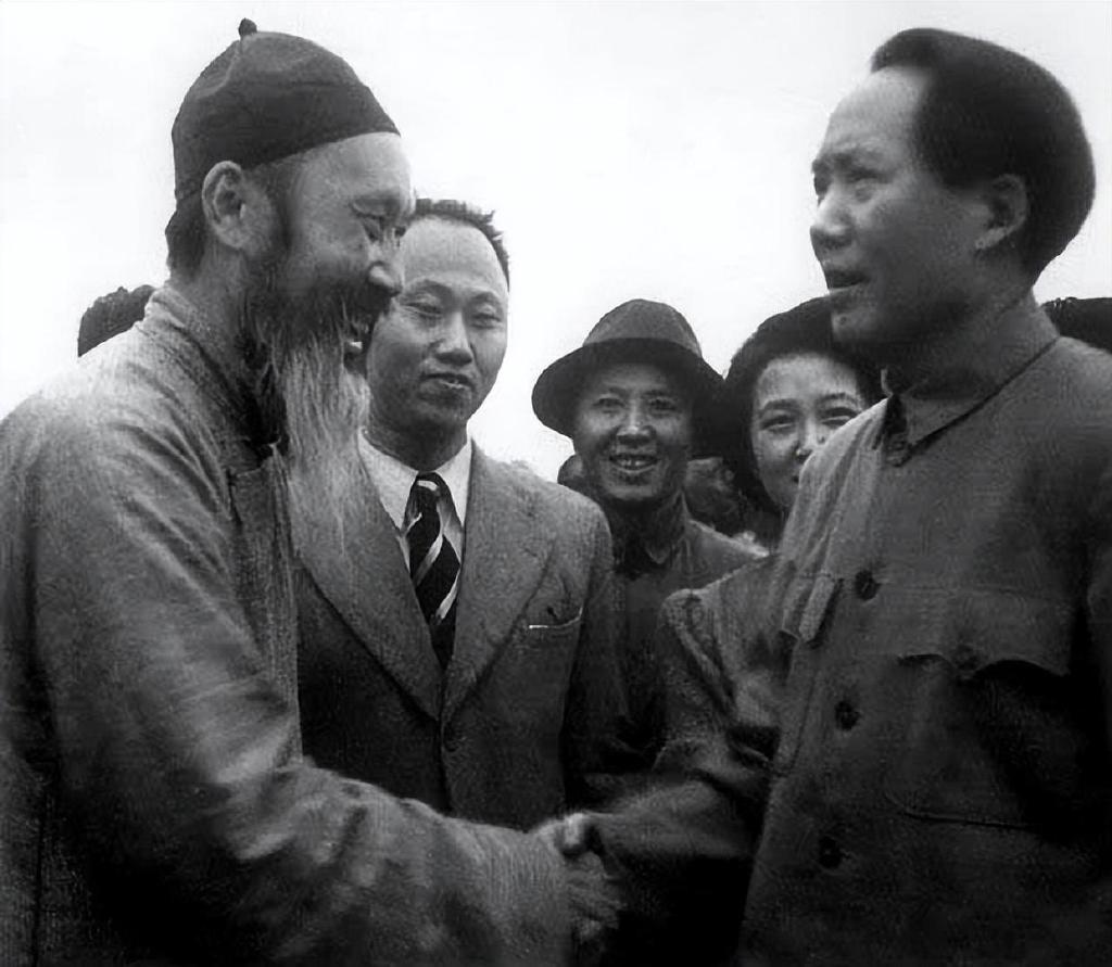 新中国成立时,张澜不是共产党员,为什么能担任副主席|宋庆龄|张澜|毛主席_新浪新闻