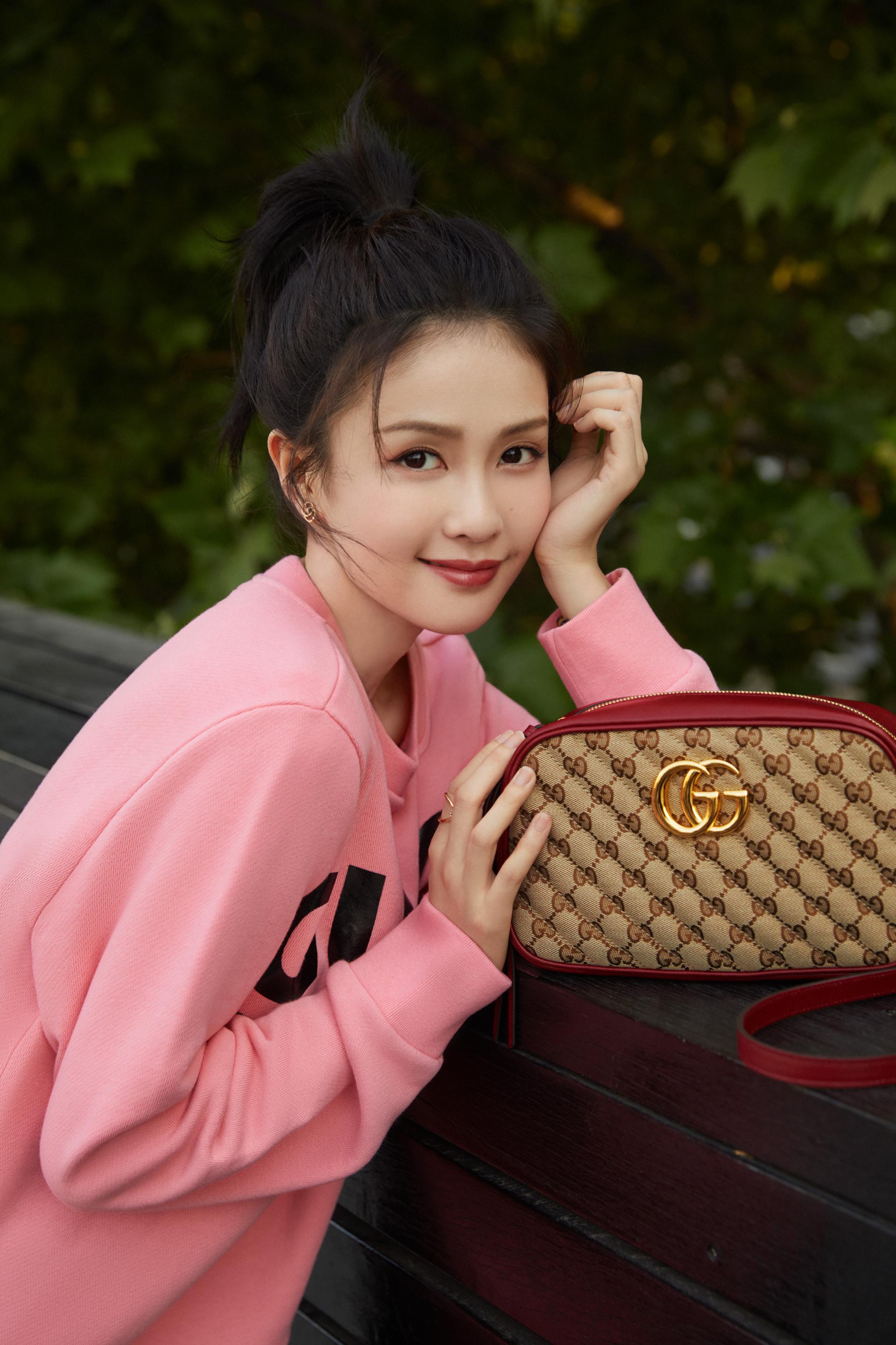 欢娱影视演员白鹿my街拍写真大片今日曝光